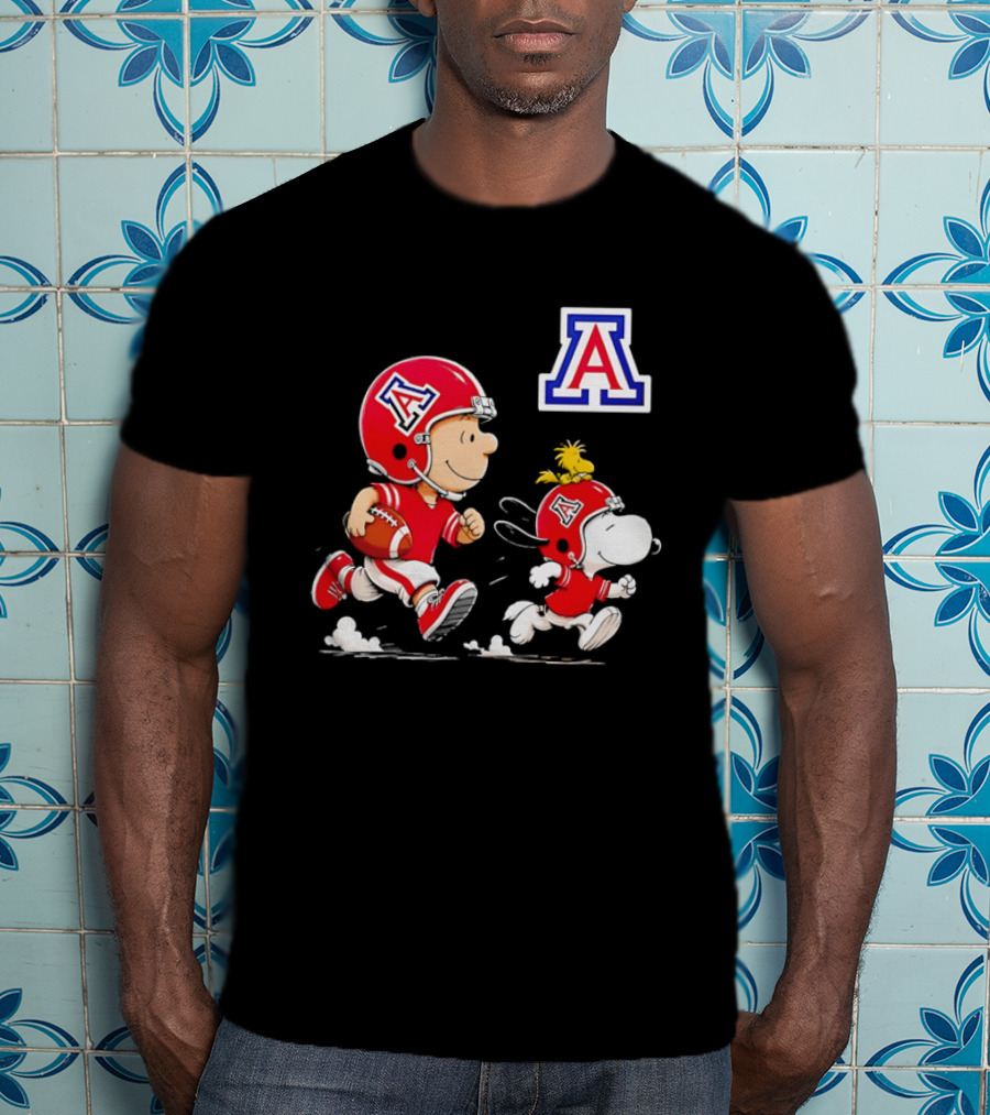 Peanuts Characters Football Arizona Wildcats Team Helmets And Jerseys T-Shirt