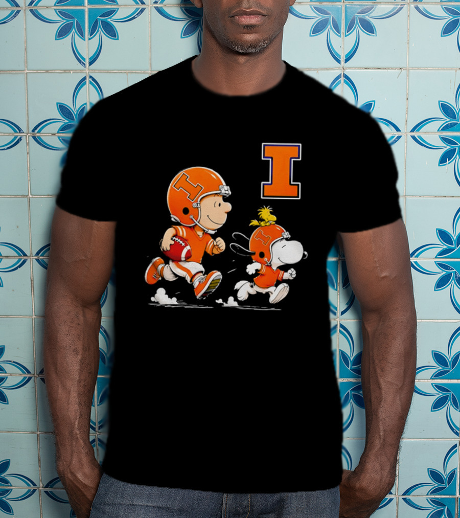 Charlie Brown Snoopy Football Running Letter I Peanuts T-Shirt