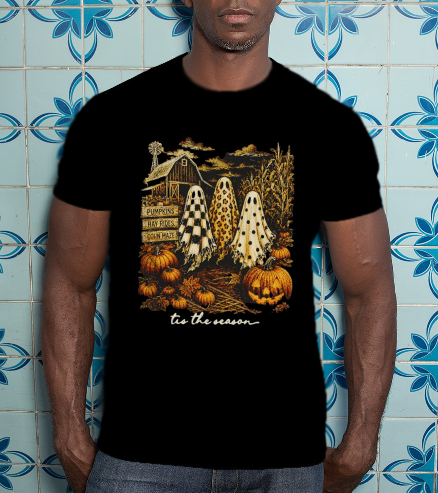 Tis The Season Halloween Ghosts Trio Pumpkins Hay Rides Corn Maze Spooky Autumn T-Shirt