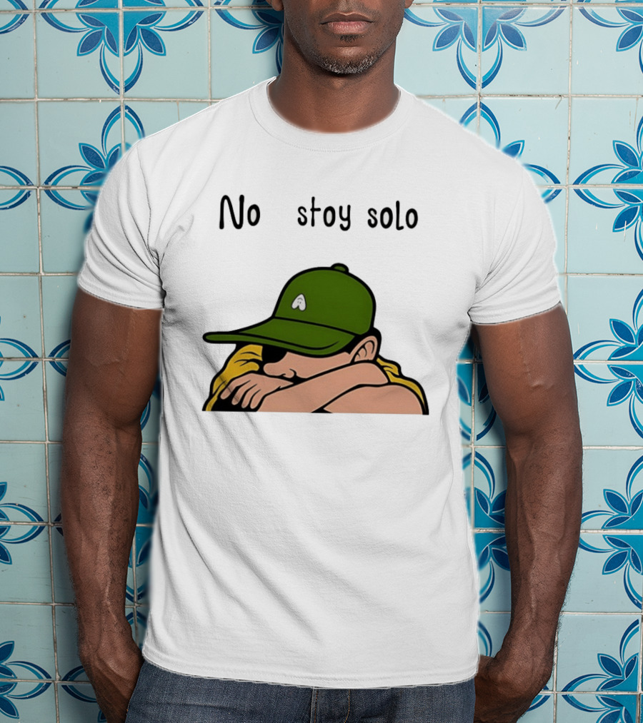 No Estoy Solo Anime Boy In Green Hat And Yellow T-Shirt