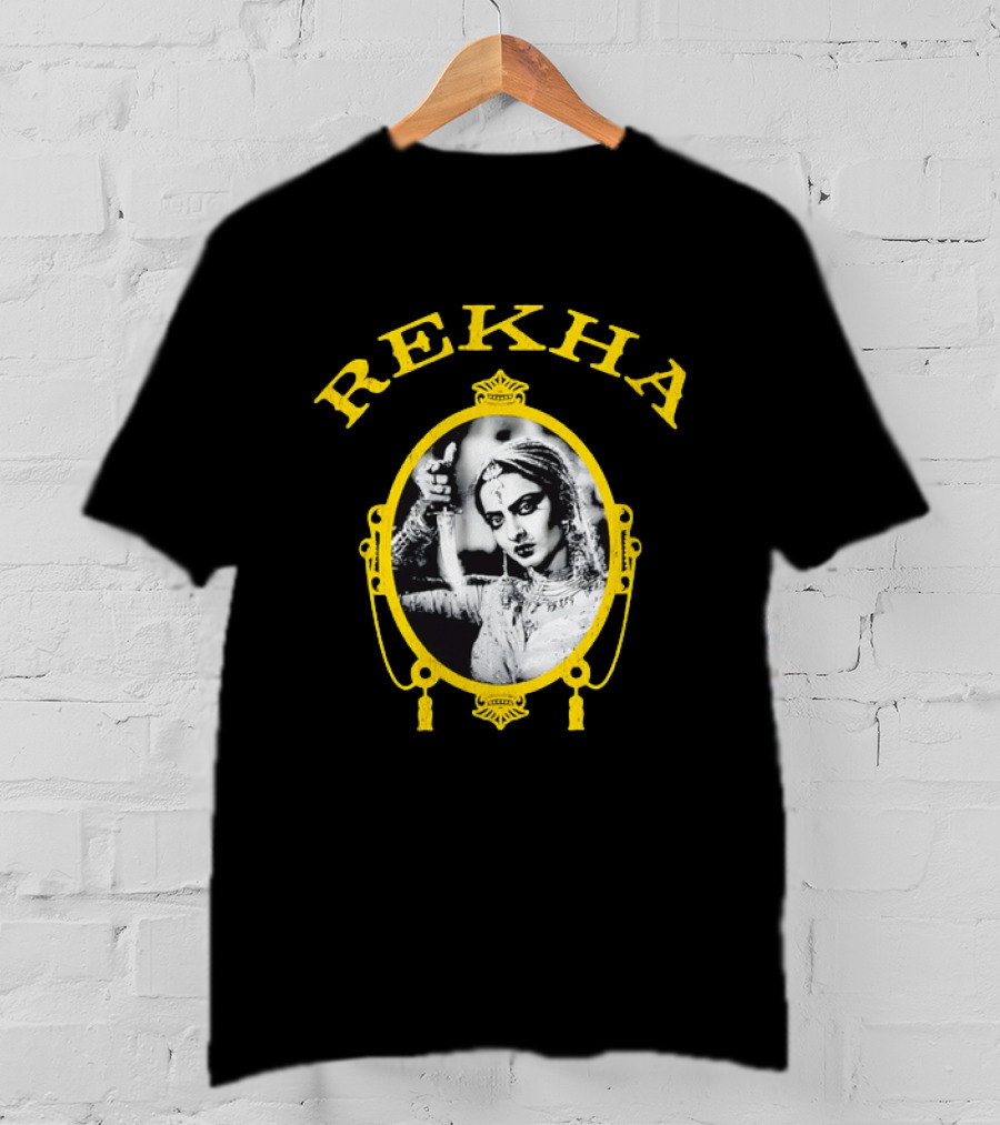 REKHA Diva Holding A Dagger T-Shirt
