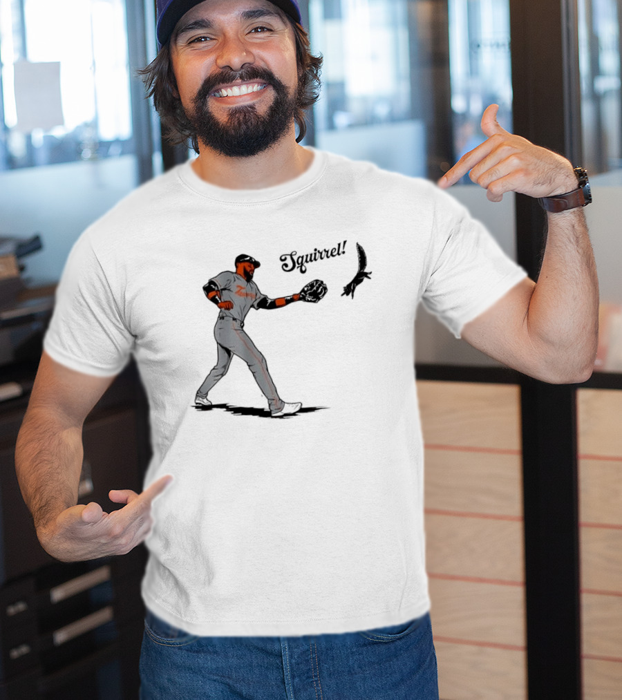 Squirrel Catch Baseball San Francisco Giants Wildlife T-Shirt
