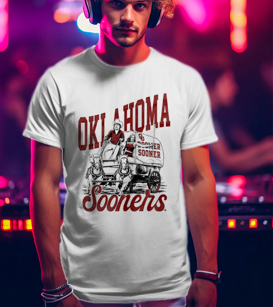 Oklahoma Sooners Boomer Sooner Horse Drawn Wagon T-Shirt