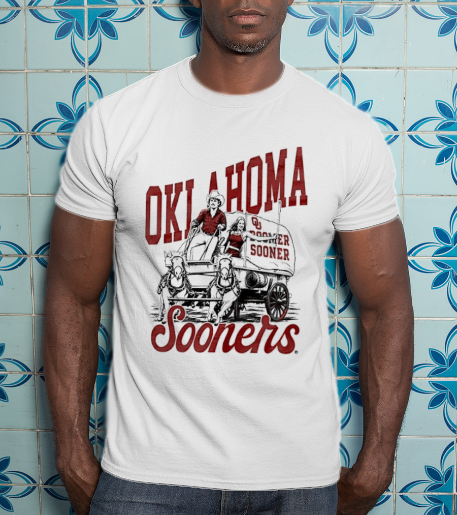 Oklahoma Sooners Boomer Sooner Horse Drawn Wagon T-Shirt