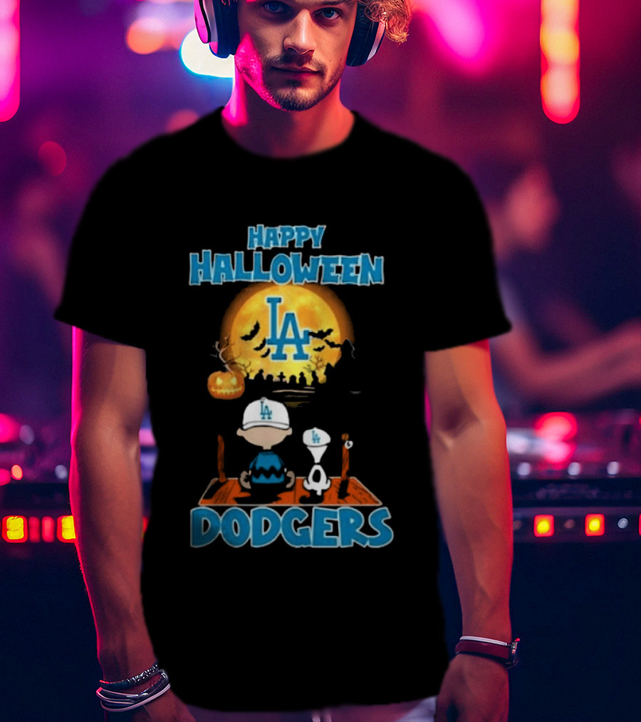 Happy Halloween Los Angeles Dodgers Peanuts Snoopy Charlie Brown T-Shirt