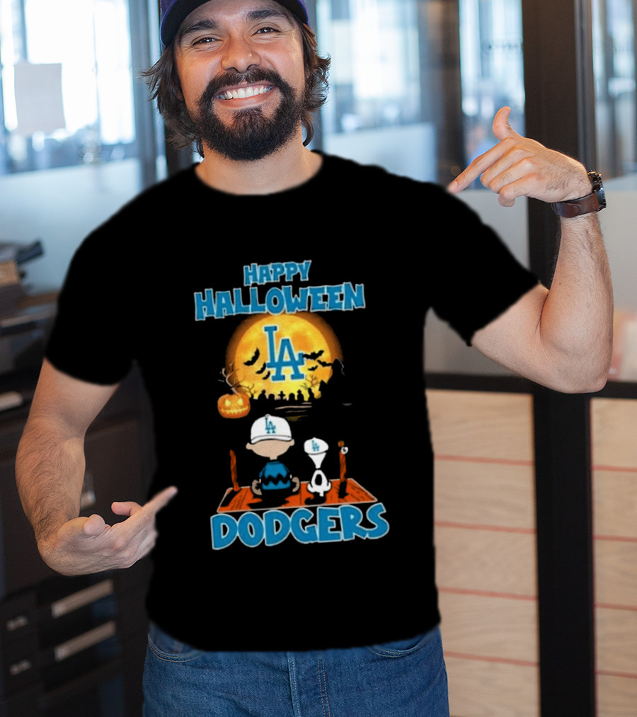 Happy Halloween Los Angeles Dodgers Peanuts Snoopy Charlie Brown T-Shirt
