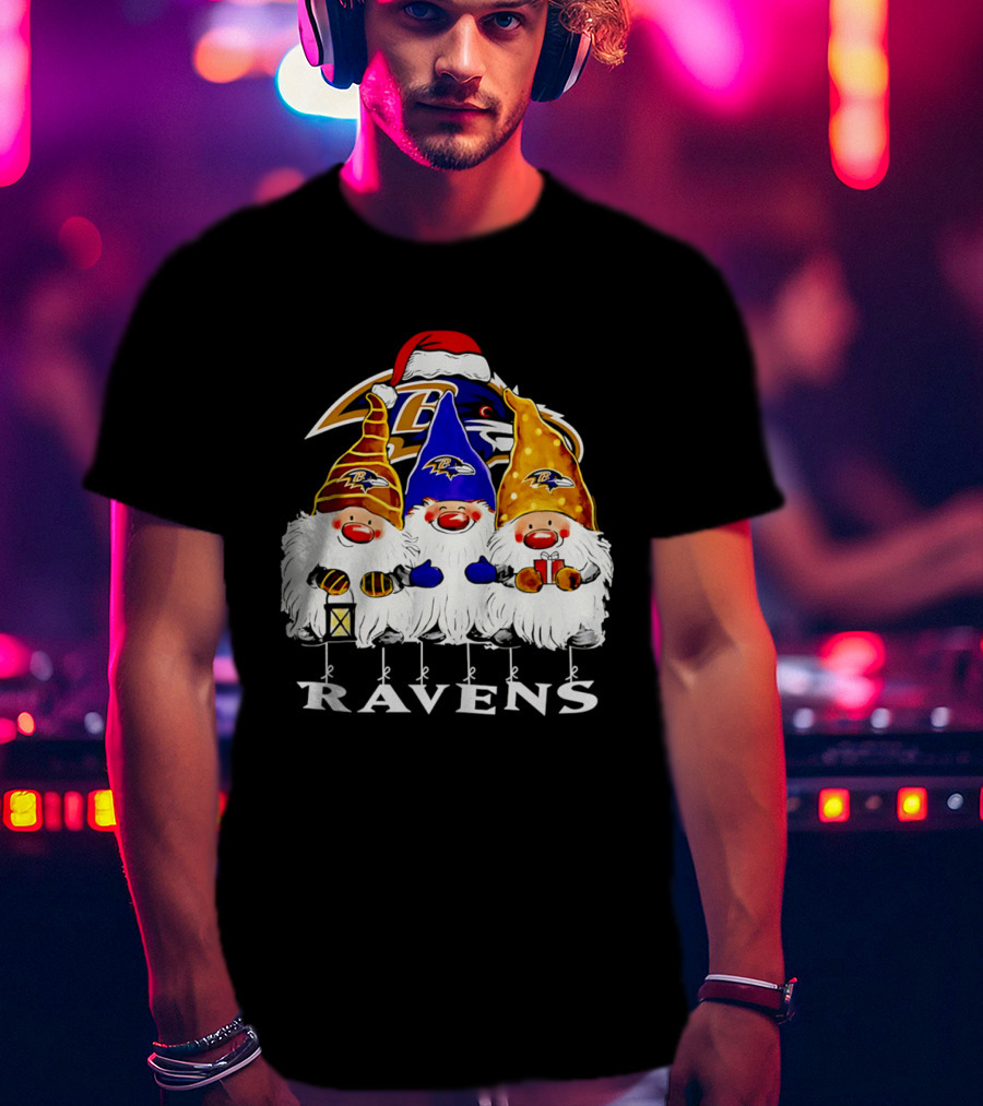 Gnomes Baltimore Ravens Christmas T-Shirt
