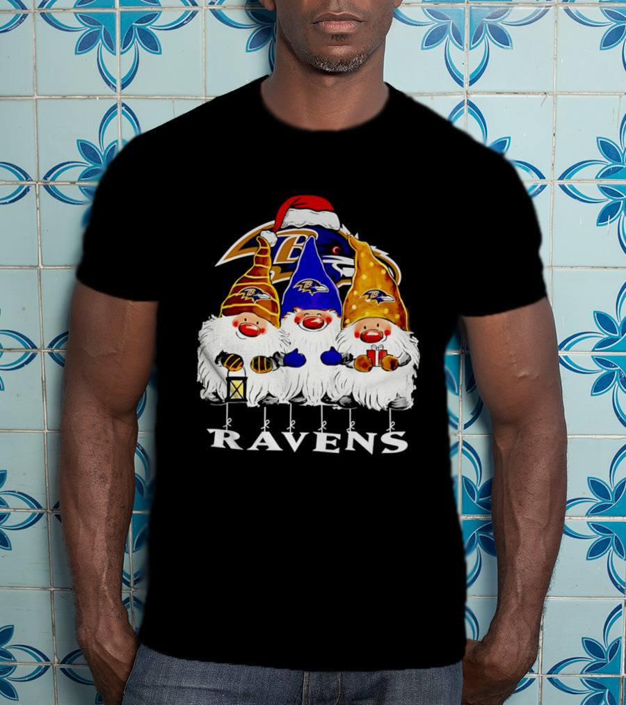 Gnomes Baltimore Ravens Christmas T-Shirt
