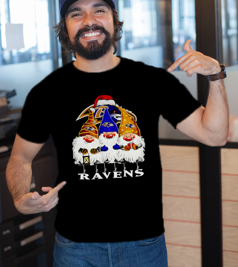 Gnomes Baltimore Ravens Christmas T-Shirt