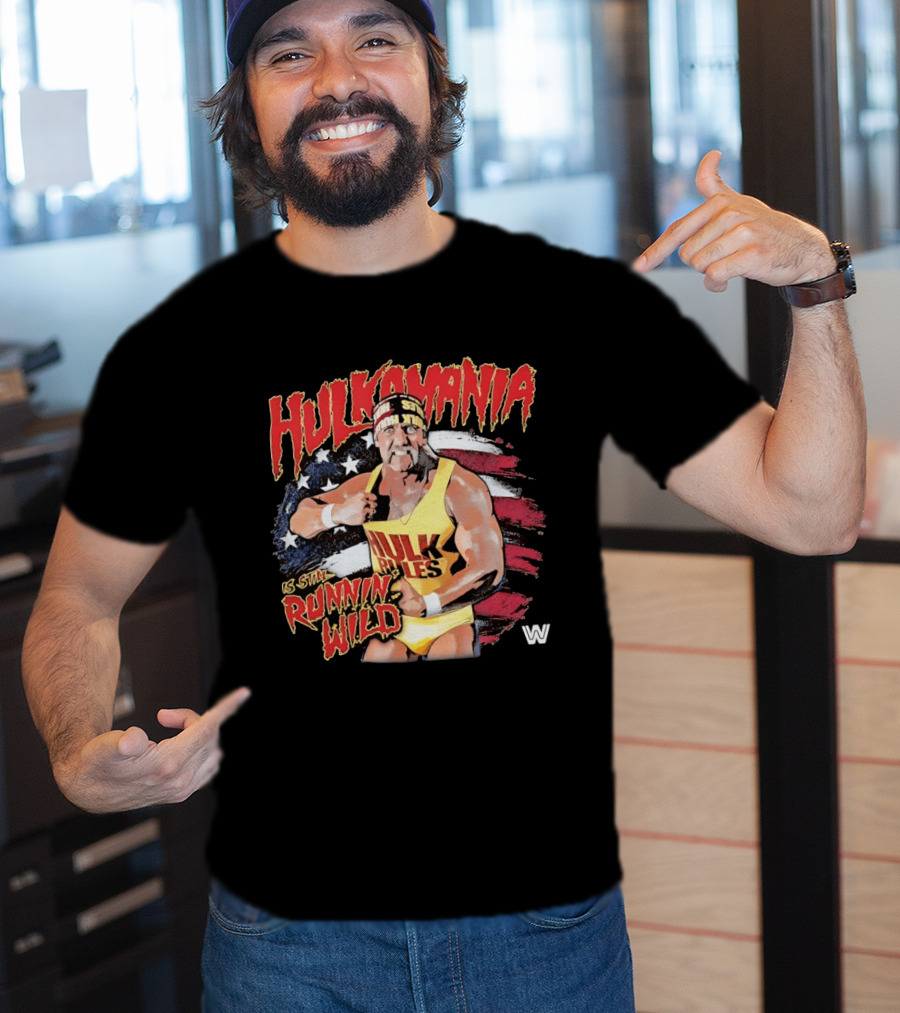 Hulk Hogan Hulkamania Runnin Wild American Flag WWE T-Shirt