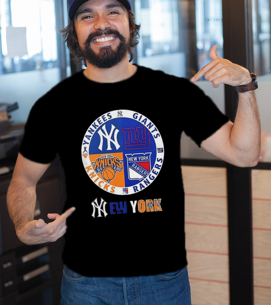 Yankees Giants Knicks Rangers New York Sports Teams Logos T-Shirt