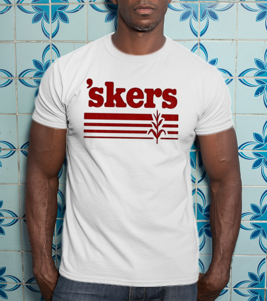 Skers Nebraska Cornhuskers Text Red Lines T-Shirt