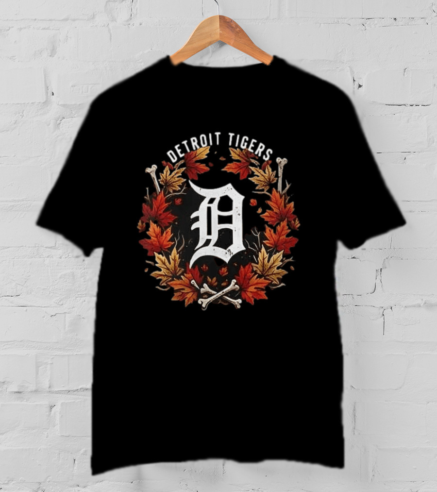 Detroit Tigers Maple Leaves Skull Crossed Bones Halloween Baseballs T-Shirt
