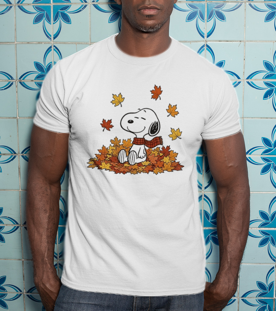 Snoopy Peanuts Autumn Leaves Fall Sitting Relaxing Scarf T-Shirt