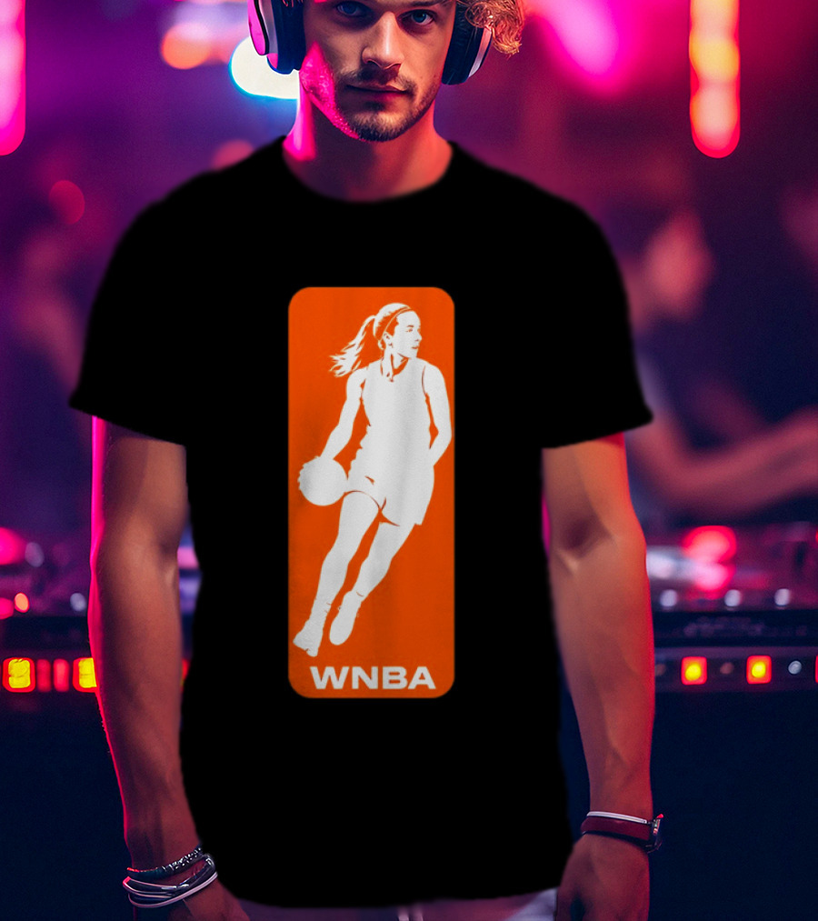 Caitlin Clark Basketball Player WNBA T-Shirt