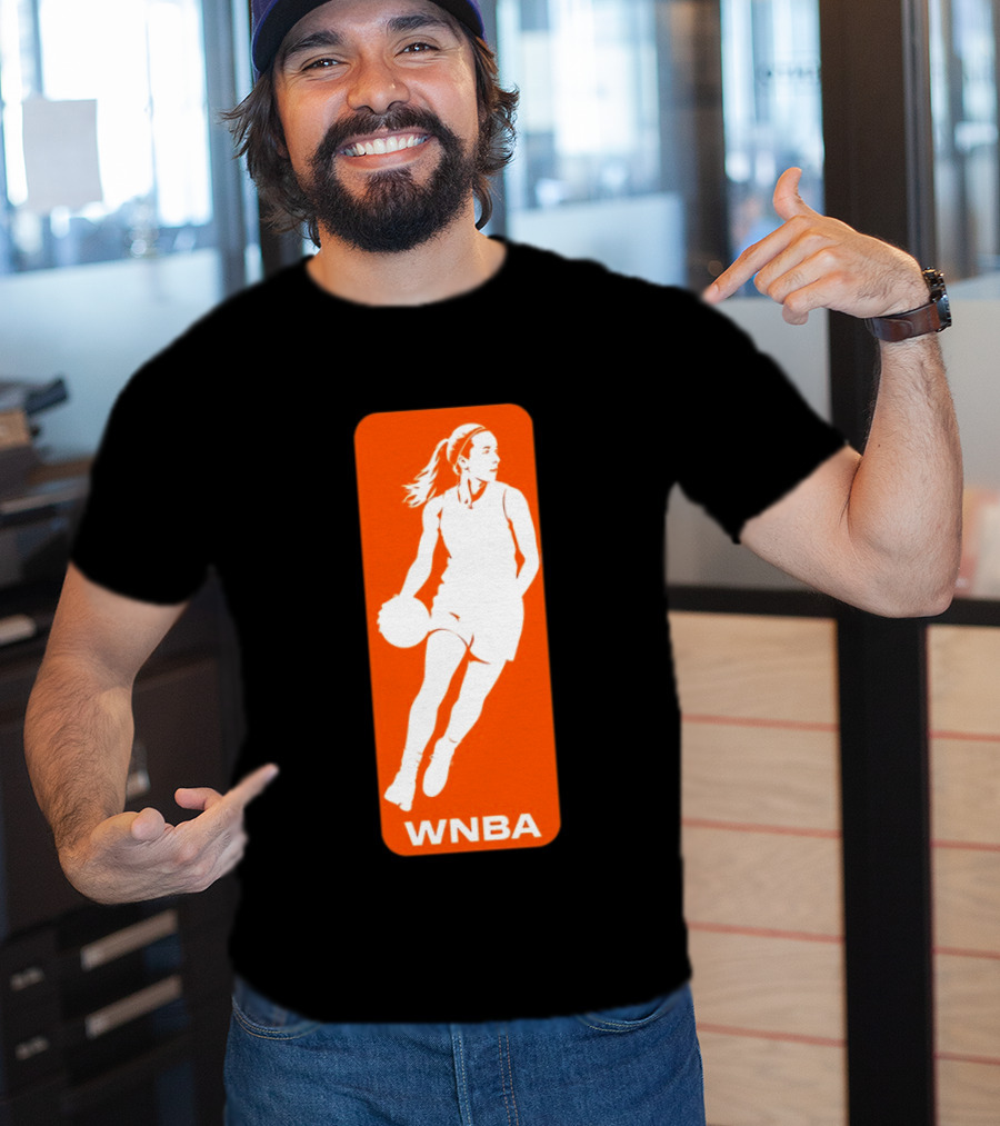 Caitlin Clark Basketball Player WNBA T-Shirt