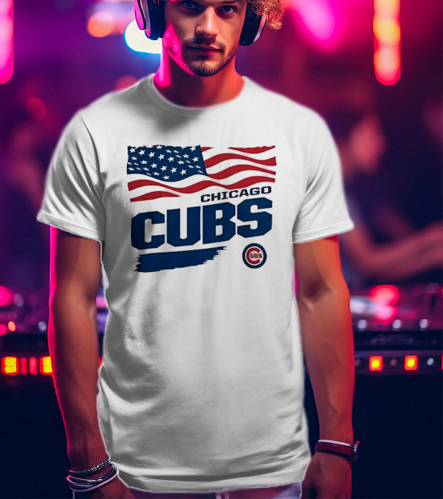 Chicago Cubs American Flag Waving Paint Brush Stroke MLB Cubs T-Shirt