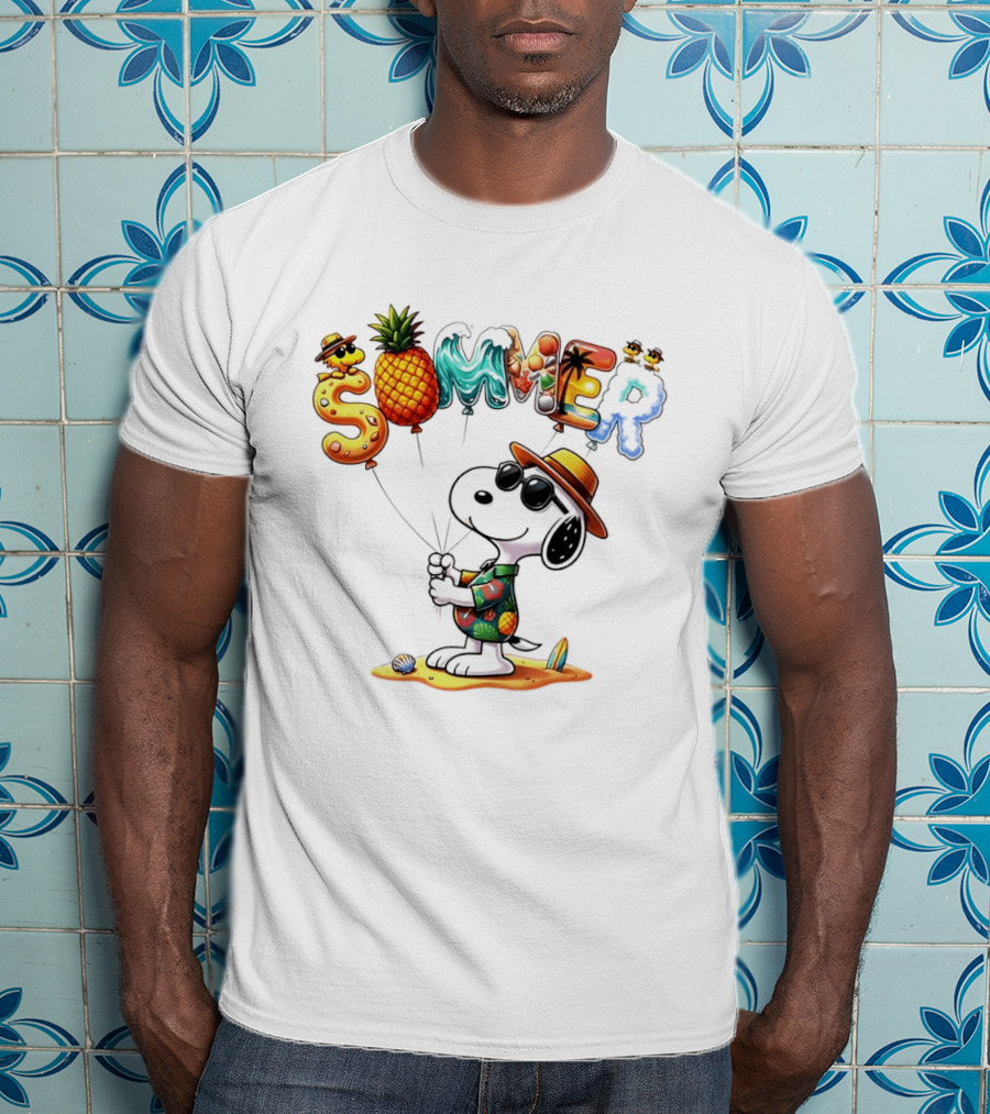 Snoopy Summer Sunglasses Pineapple Beach Balloons Fun T-Shirt