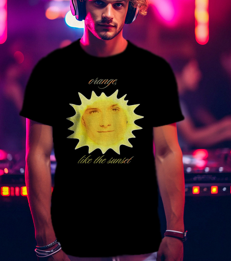 Orange Like The Sunset Face In Sun Design Peeta T-Shirt