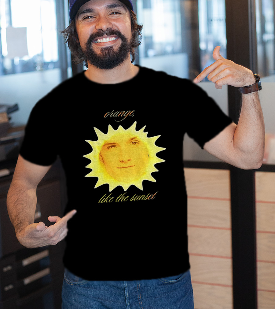 Orange Like The Sunset Face In Sun Design Peeta T-Shirt