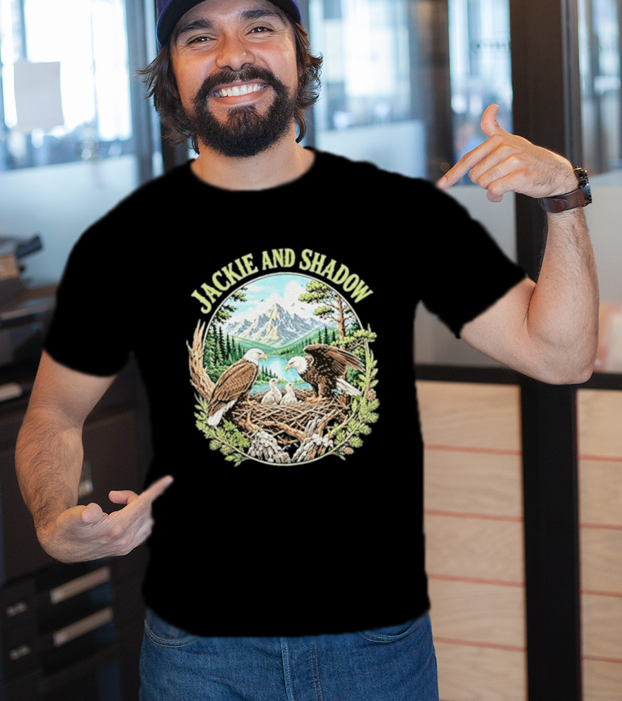 Jackie And Shadow Bald Eagle Family Mountain Nest Nature Lovers T-Shirt
