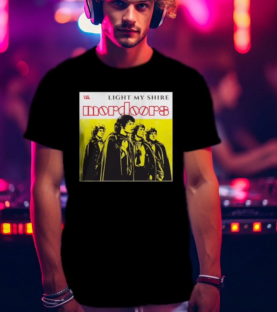 The Light My Shire Mordoors Four Hobbits Cloaks Yellow T-Shirt