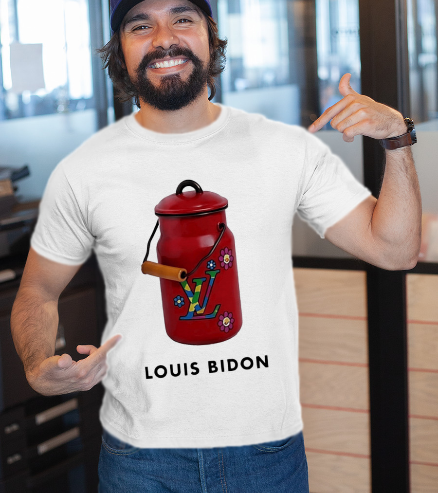 Louis Bidon Milk Jug Red Enamel Rainbow Monogram Flowers T-Shirt