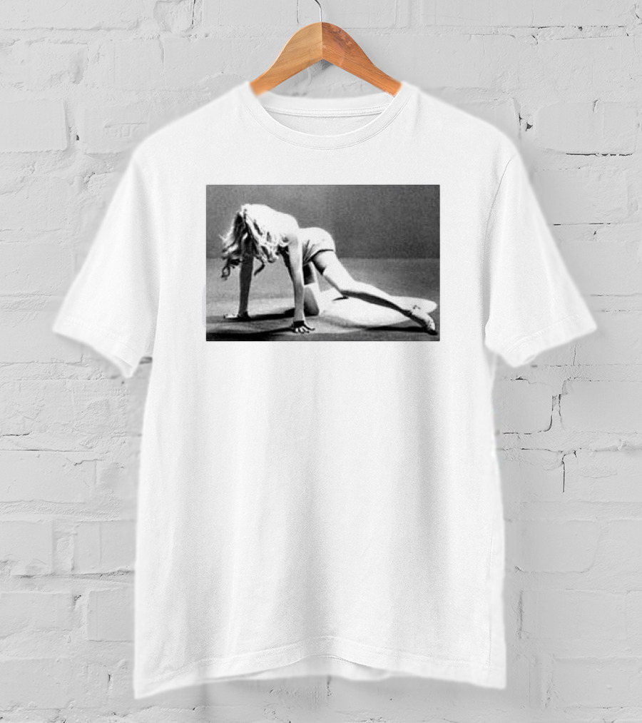 Madonna Confessions II Dance Floor Iconic Pose Black And White T-Shirt