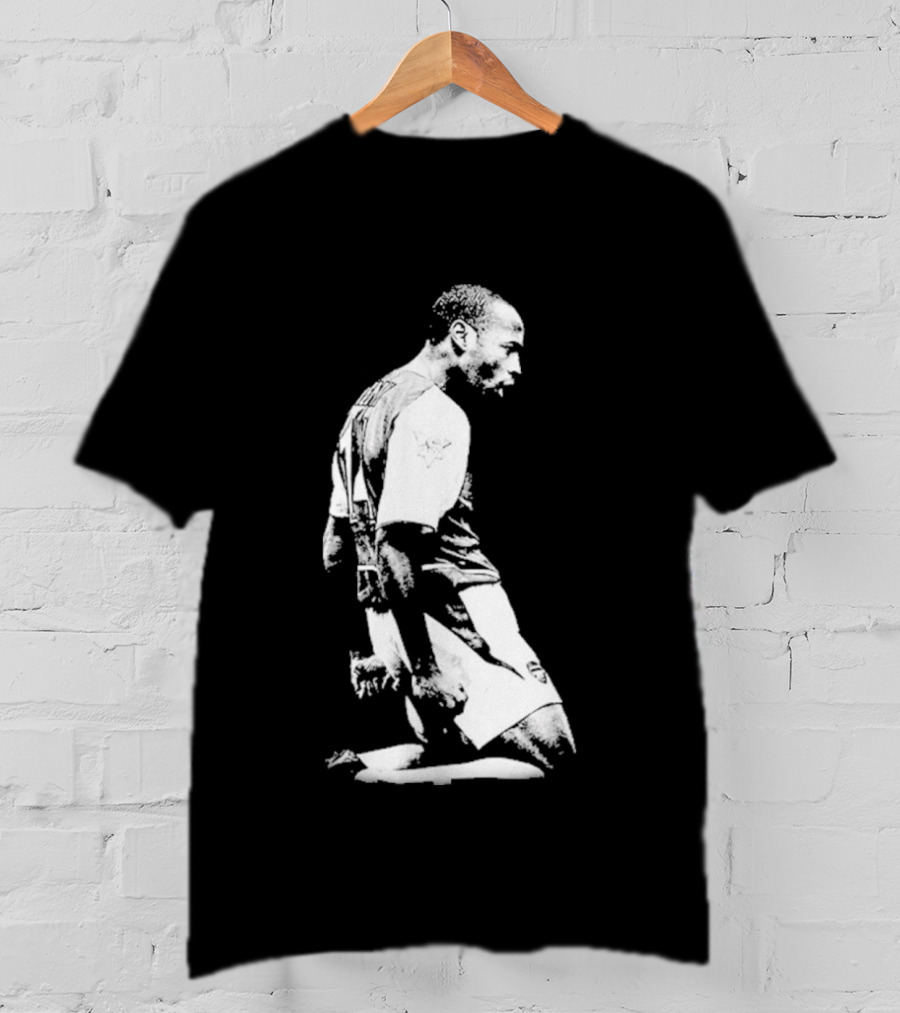 Lindsey Heaps Thierry Henry Football Soccer Arsenal T-Shirt