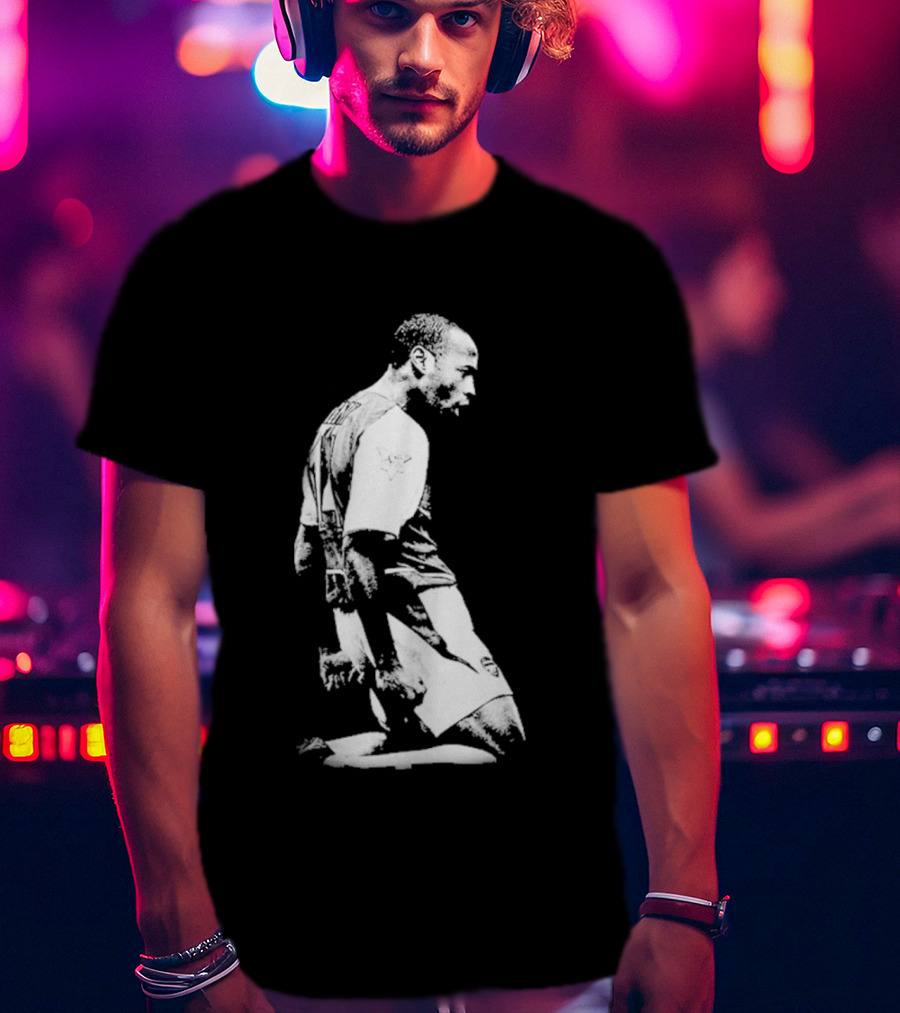 Lindsey Heaps Thierry Henry Football Soccer Arsenal T-Shirt