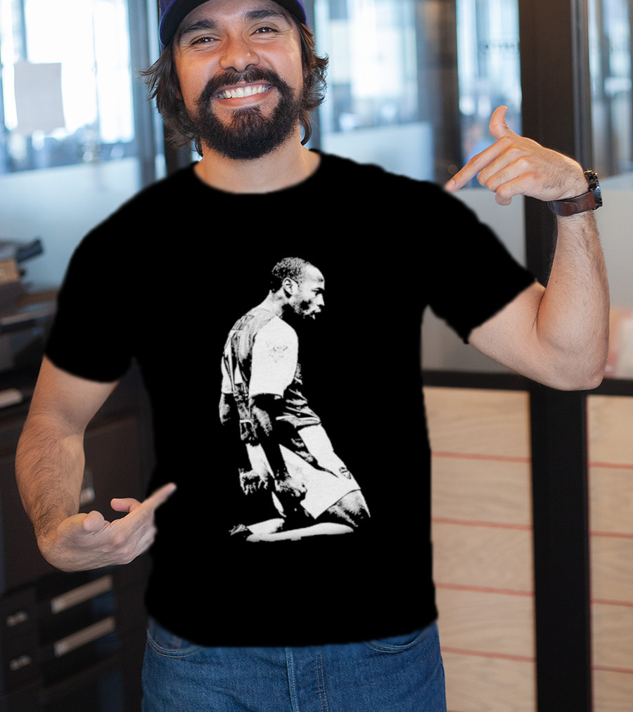 Lindsey Heaps Thierry Henry Football Soccer Arsenal T-Shirt