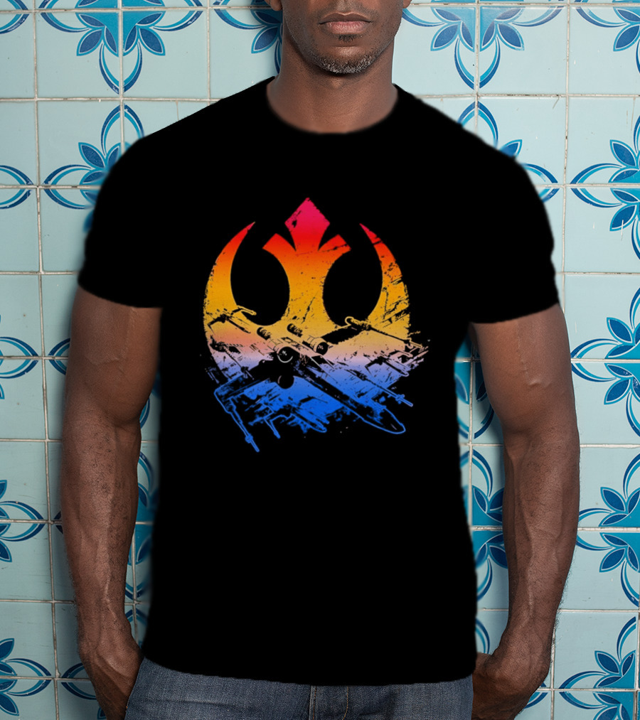 Star Wars Rebel Alliance Distressed Insignia X Wing Starfighters Gradient T-Shirt