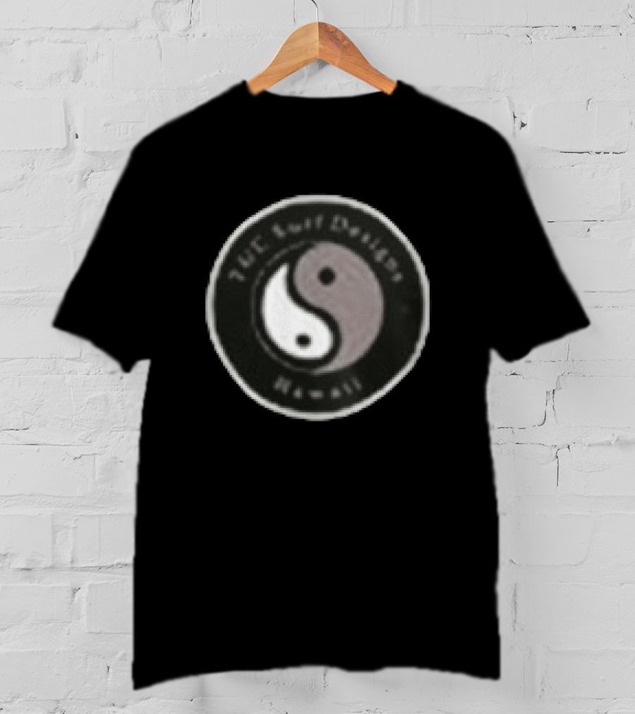 T&C Surf Hawaii Smoke Um Yin Yang T-Shirt