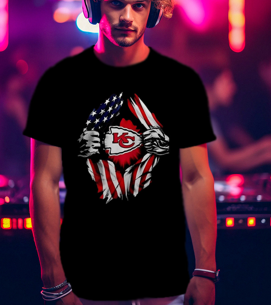Kansas City Chiefs Superman American Flag Ripped T-Shirt
