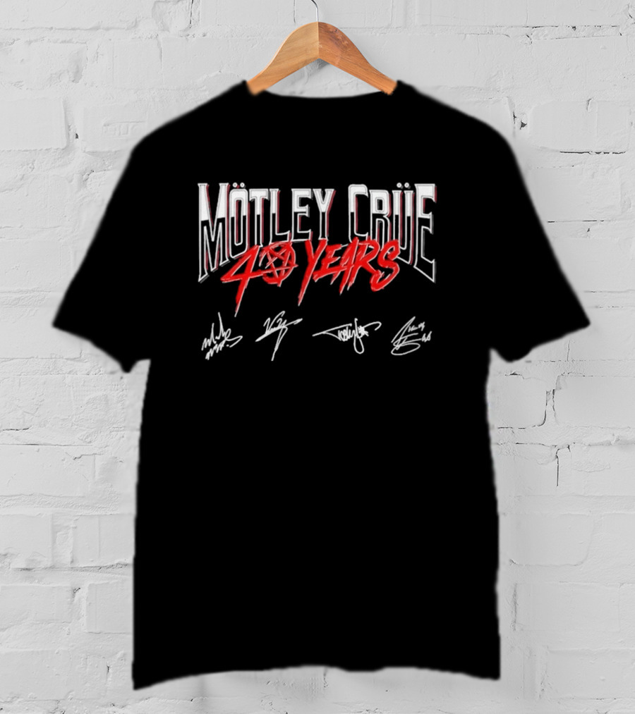 Mötley Crüe 40 Years Anniversary Signatures T-Shirt