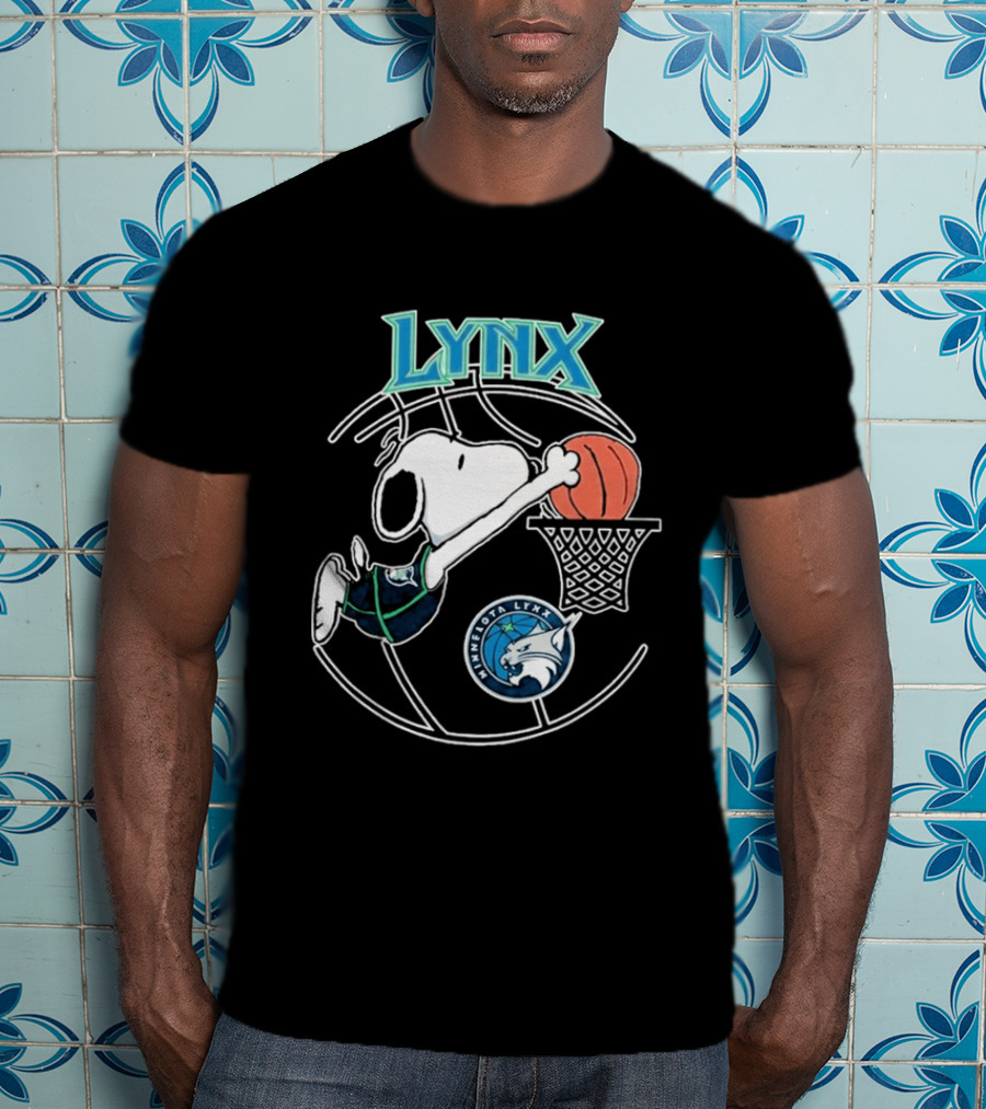 Snoopy Dunking Basketball Minnesota Lynx WNBA T-Shirt