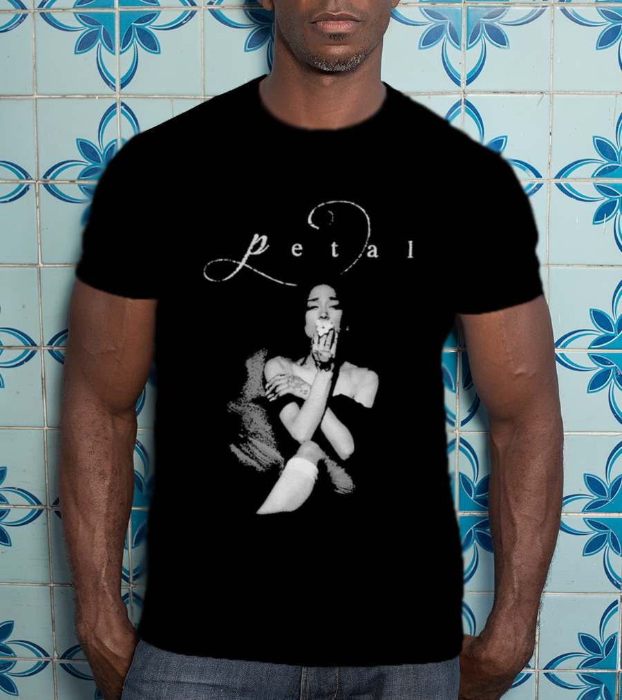 Petal Script Ariana Grande T-Shirt