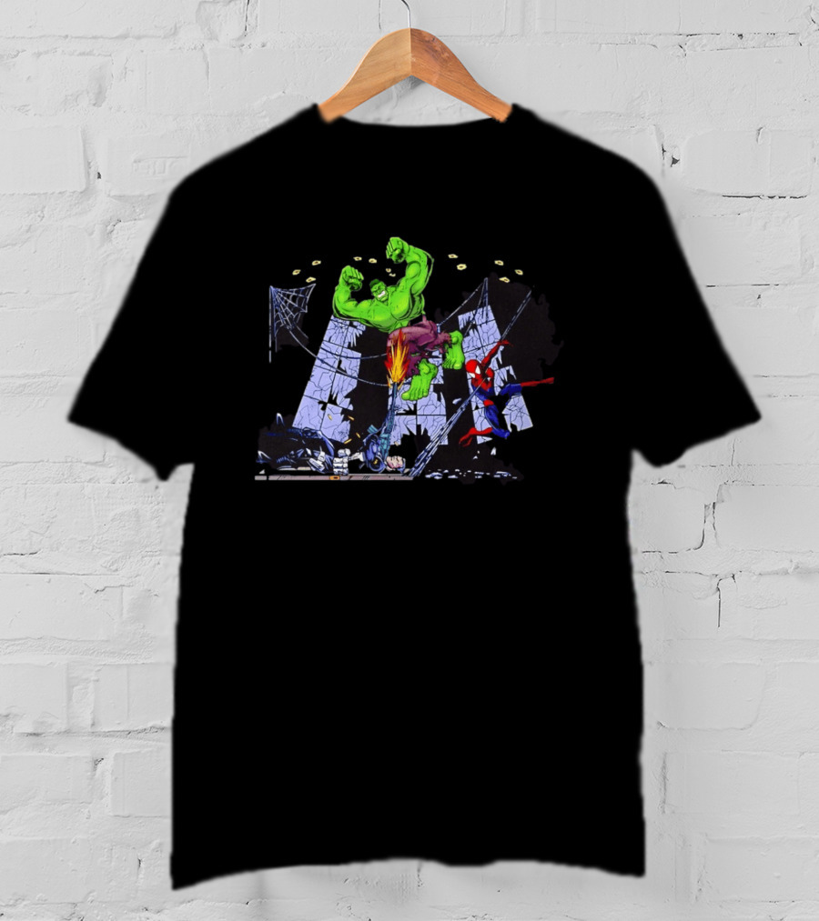 Battle Royale Hulk Vs Spider Man And Punisher Epic Showdown T-Shirt