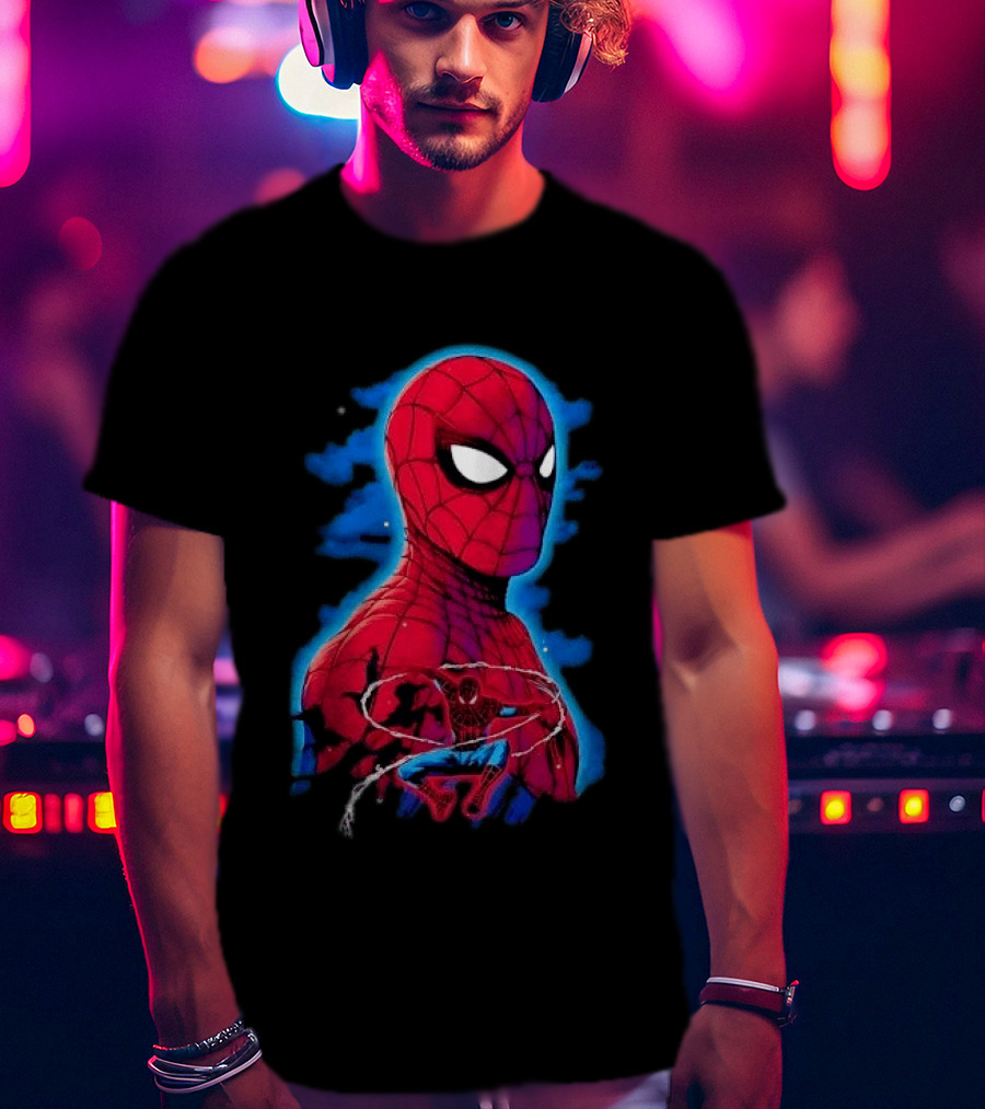 Marvel Spider Man Bust Crouching Web Action Silhouette Clouds T-Shirt