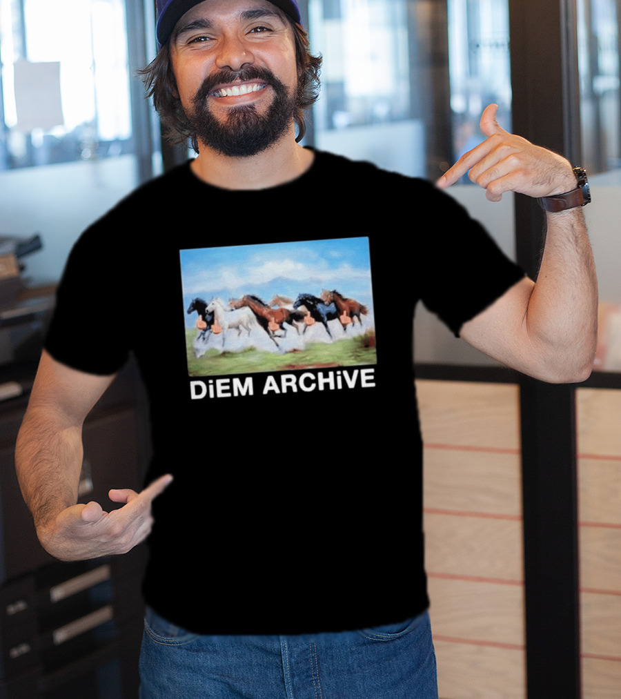 Diem Archive Running Horses Iconic Bet On A Horse T-Shirt