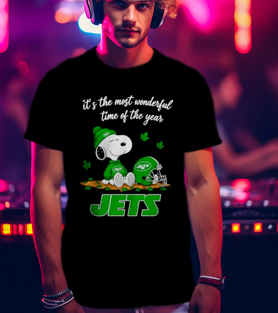New York Jets It's The Most Wonderful Time Of Year Cartoon Dog Beanie Helmet Autumn Leaves T-Shirt