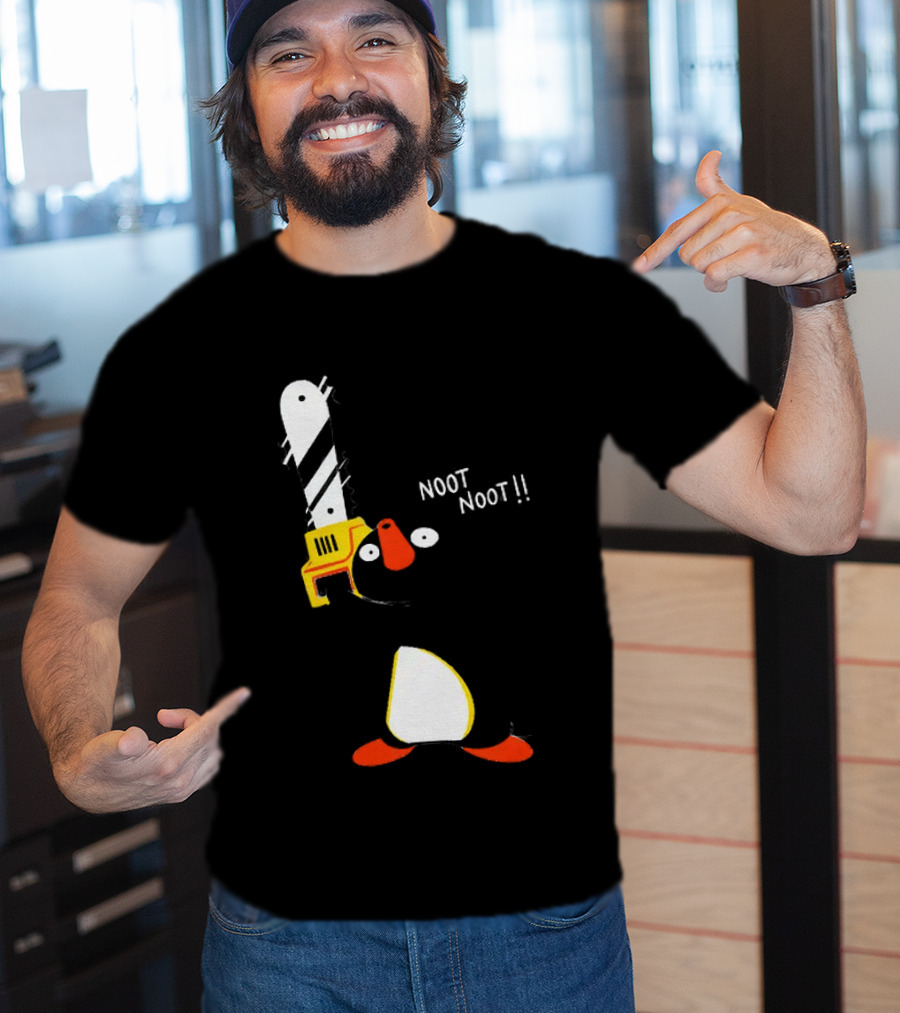Pingu Chainsaw Noot Noot!! T-Shirt