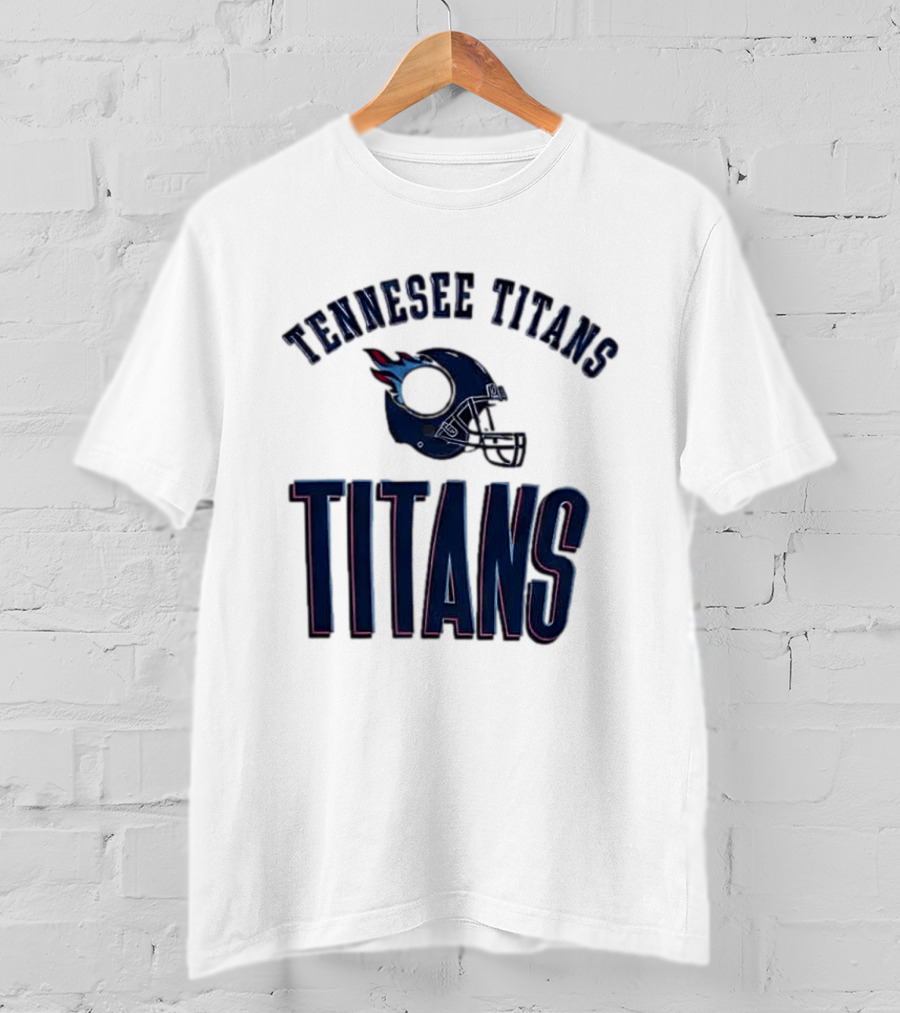 Tennessee Titans Everyone Es Women's Sports Titans Helmet T-Shirt