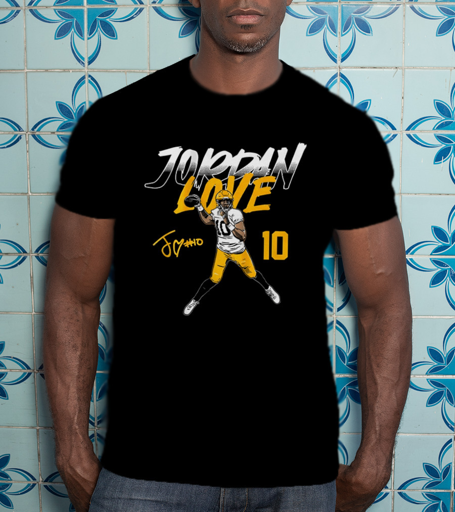 Jordan Love 10 Signature Pose Green Bay Packers T-Shirt
