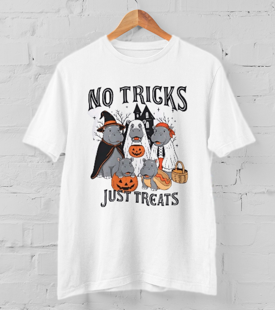No Tricks Just Treats Hippos With Pumpkins Halloween Costumes T-Shirt