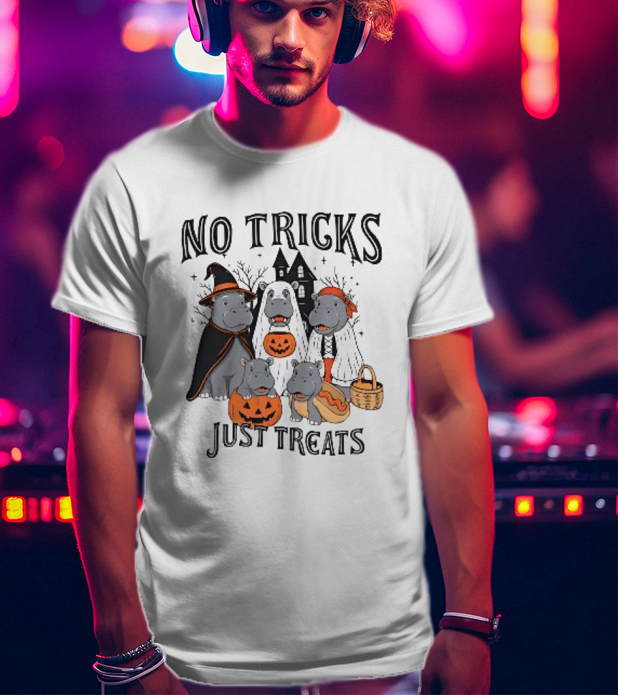 No Tricks Just Treats Hippos With Pumpkins Halloween Costumes T-Shirt