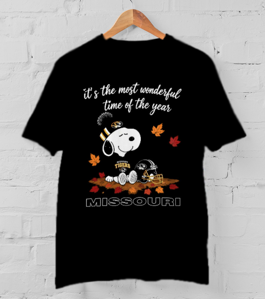 Missouri Snoopy Tigers Most Wonderful Time Of The Year NCAA Football Fall Leaves T-Shirt