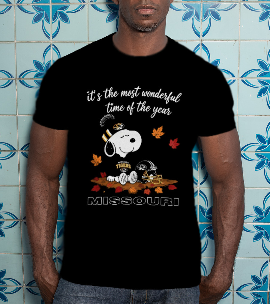 Missouri Snoopy Tigers Most Wonderful Time Of The Year NCAA Football Fall Leaves T-Shirt