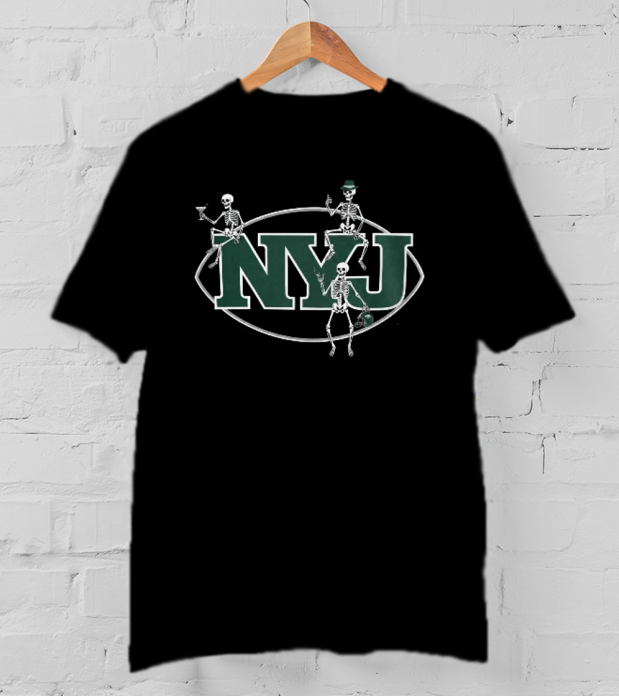 New York Jets Three Skeletons NYJ Drinking Smoking Green Helmet T-Shirt