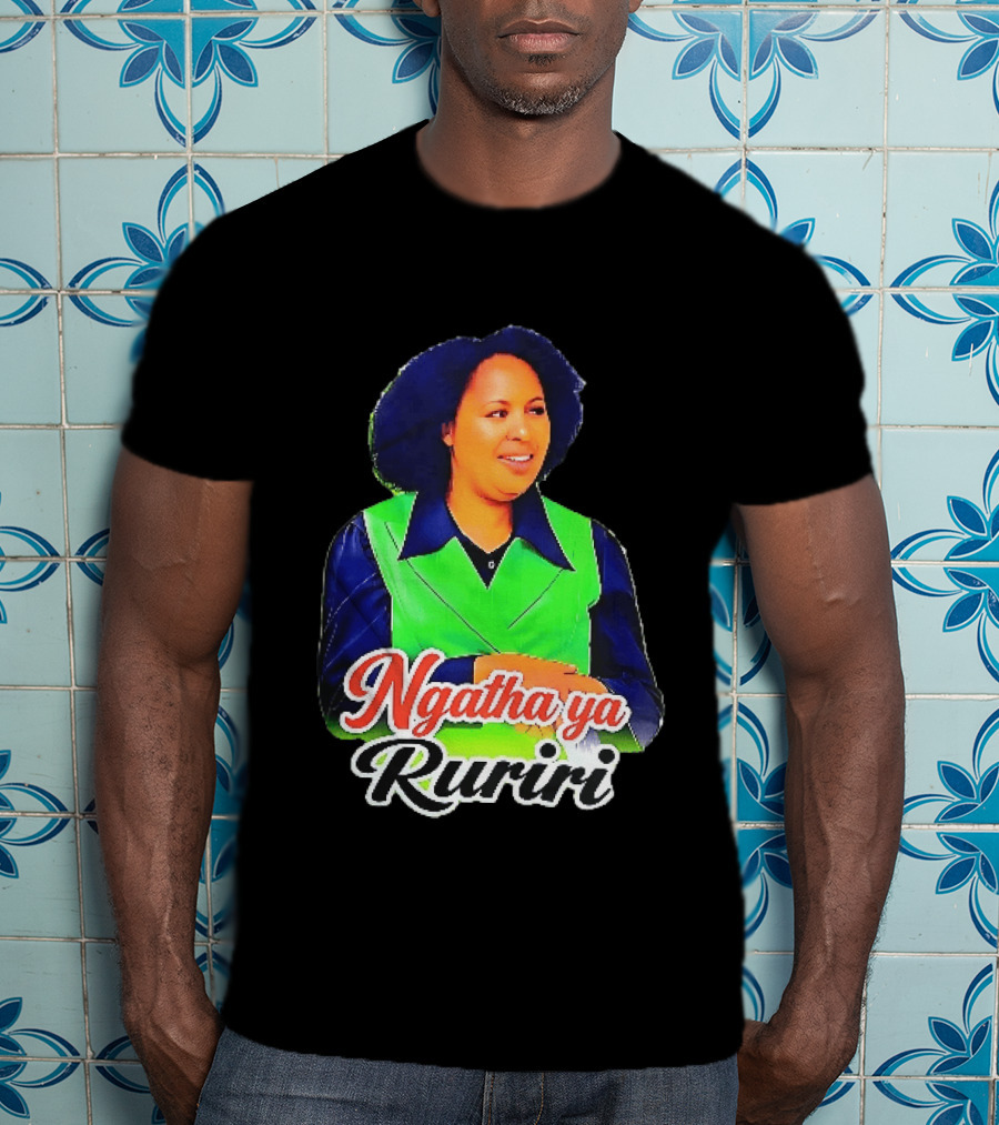 Ngatha Ya Ruriri Afro Woman In Green And Blue Outfit T-Shirt
